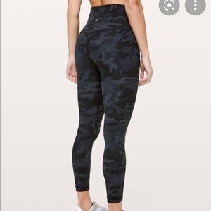 Lululemon Align 25” Black/Grey Camo Leggings size 2
